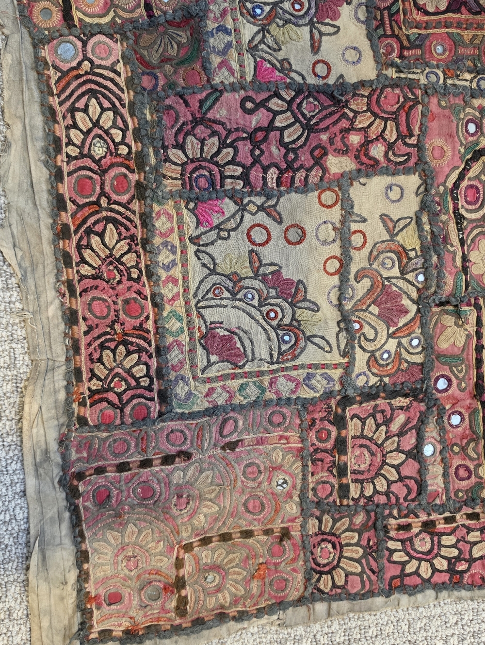 Vintage Handmade Indian Embroidered Patchwork Wall Hanging - Picture 7 of 16